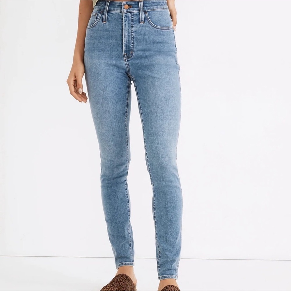 Madewell “Curvy Roadtripper” Skinny Jeans